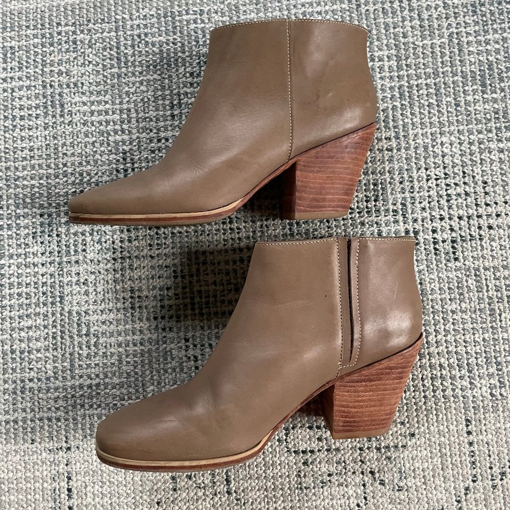 Rachel Comey Mars Boots - Nutria Tan, Size 8 EUC